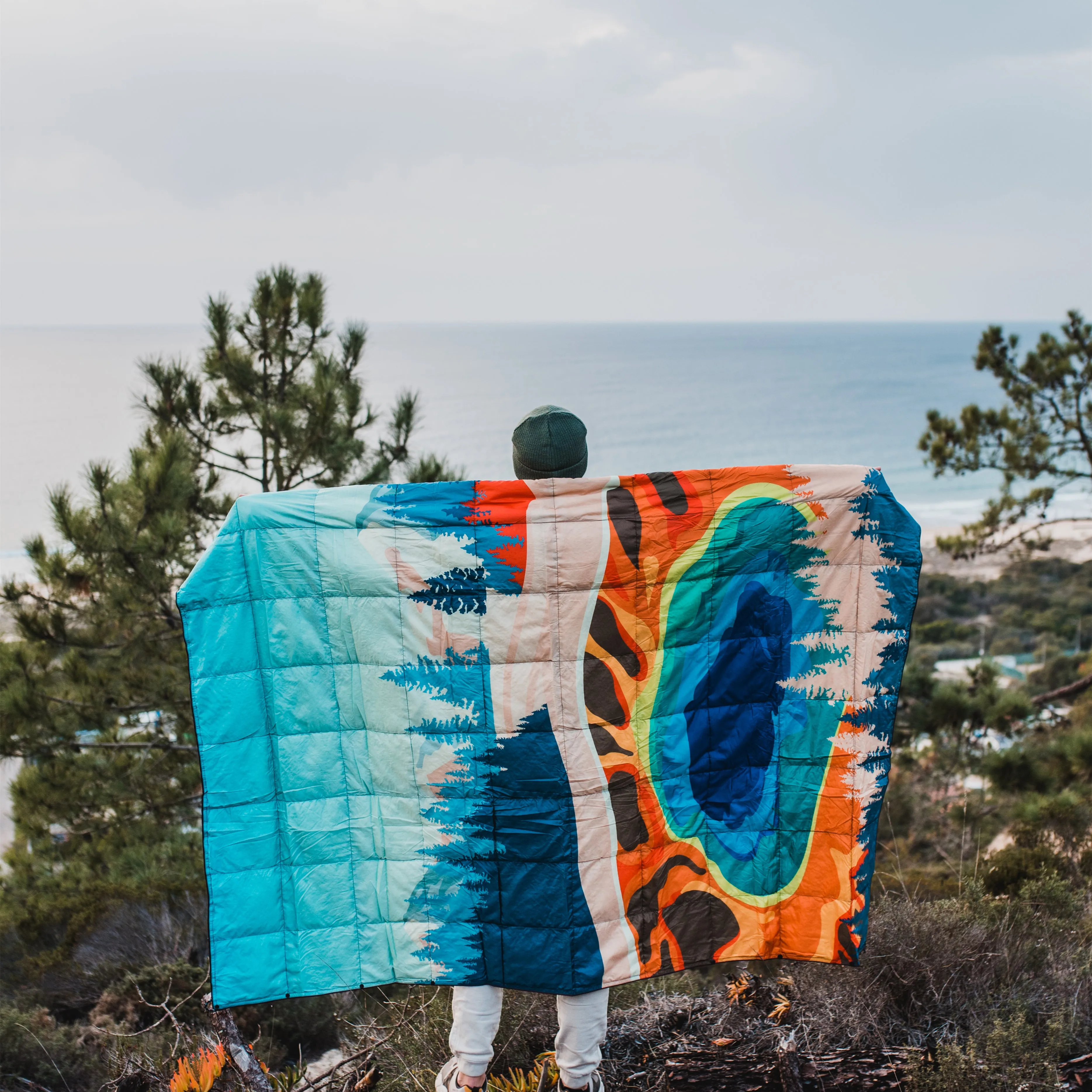 4Monster Down Puffy Camping Travel Blanket - Yellowstone National Park
