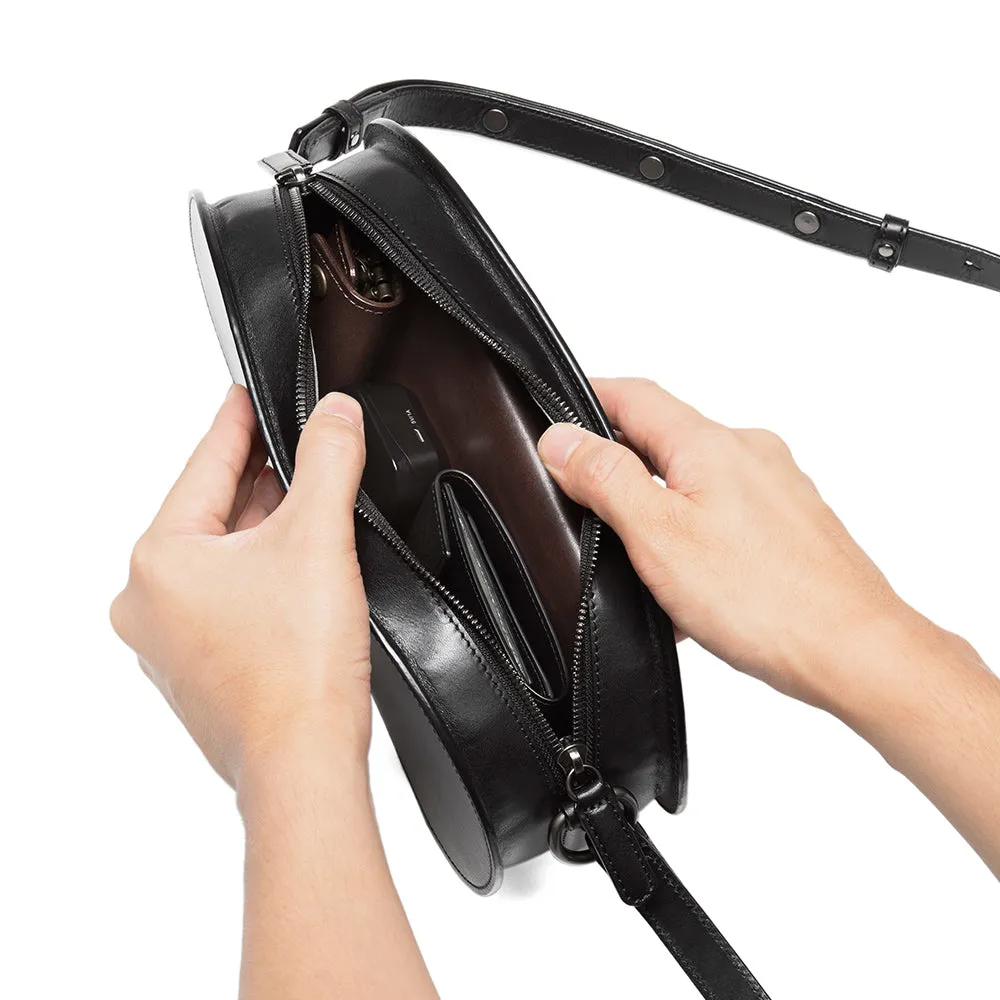 Black Nume Oval Shoulder