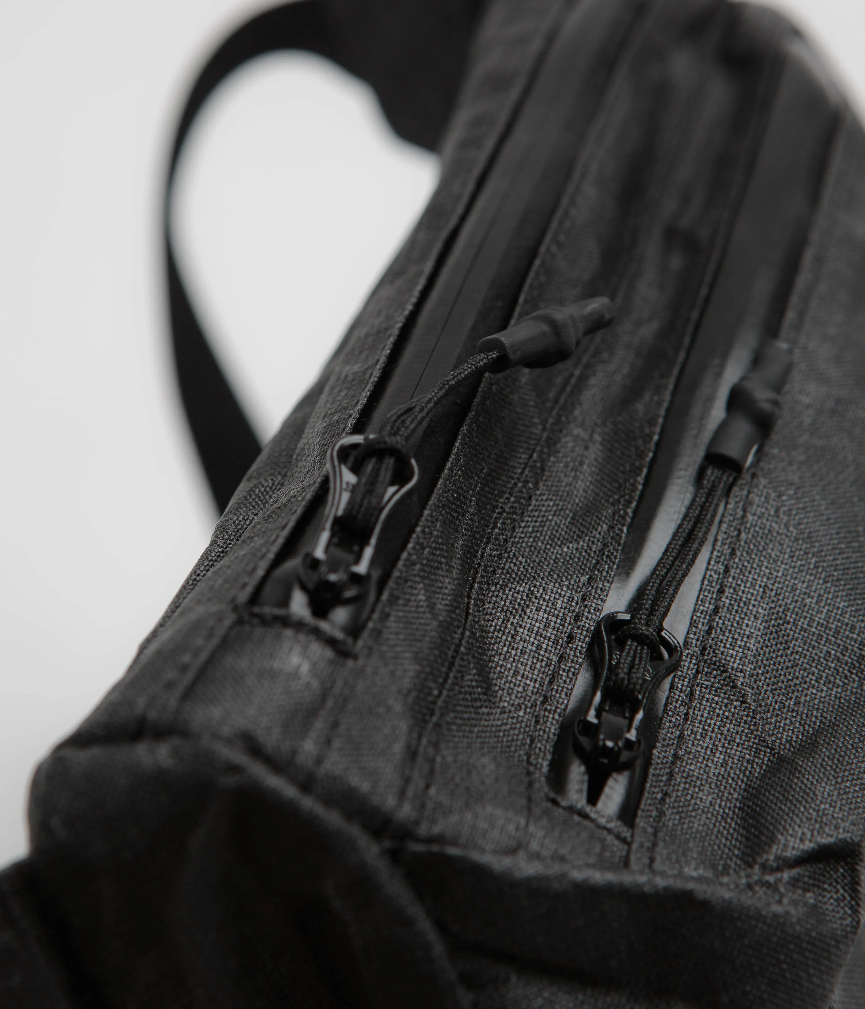 Cayl Ultra Fanny Pack - Black Magic