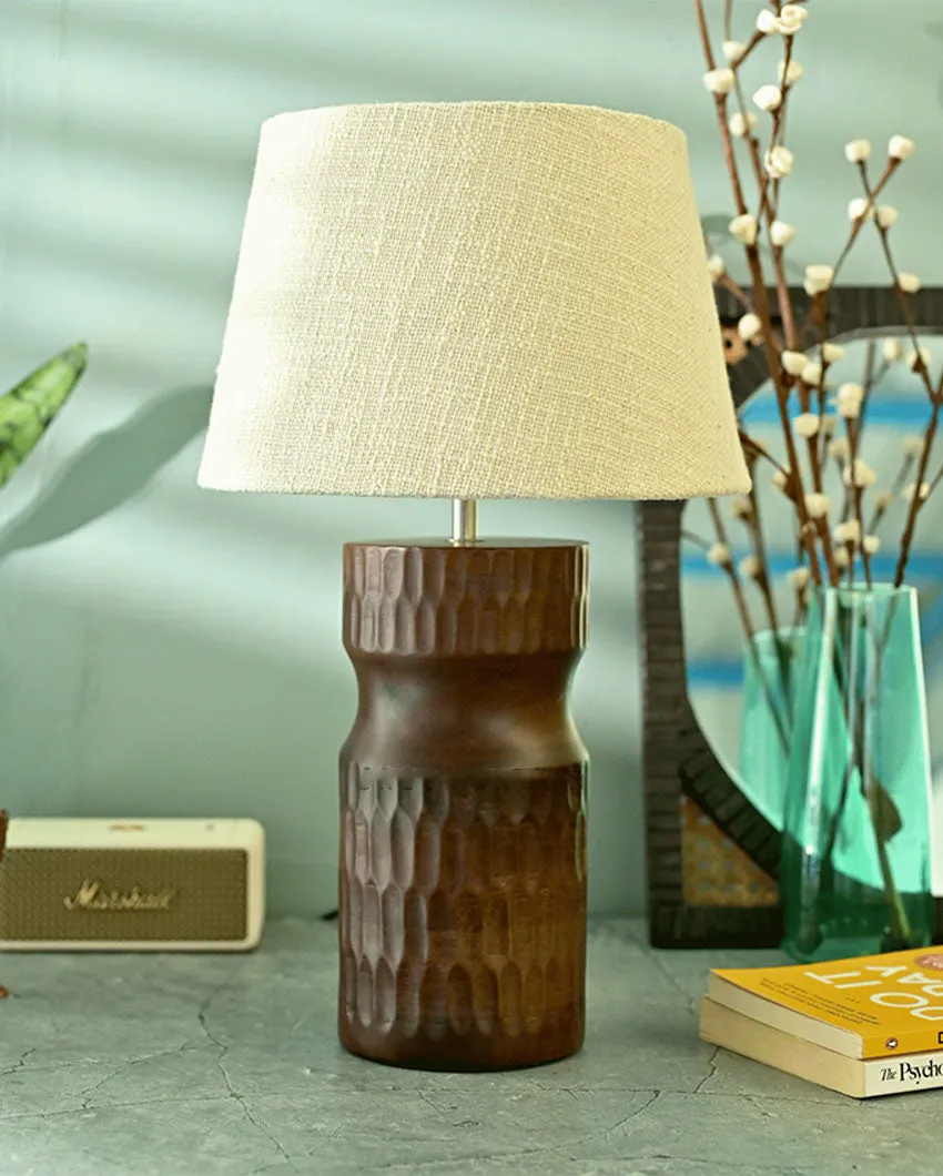 Elegant Carved Crust Table Lamp