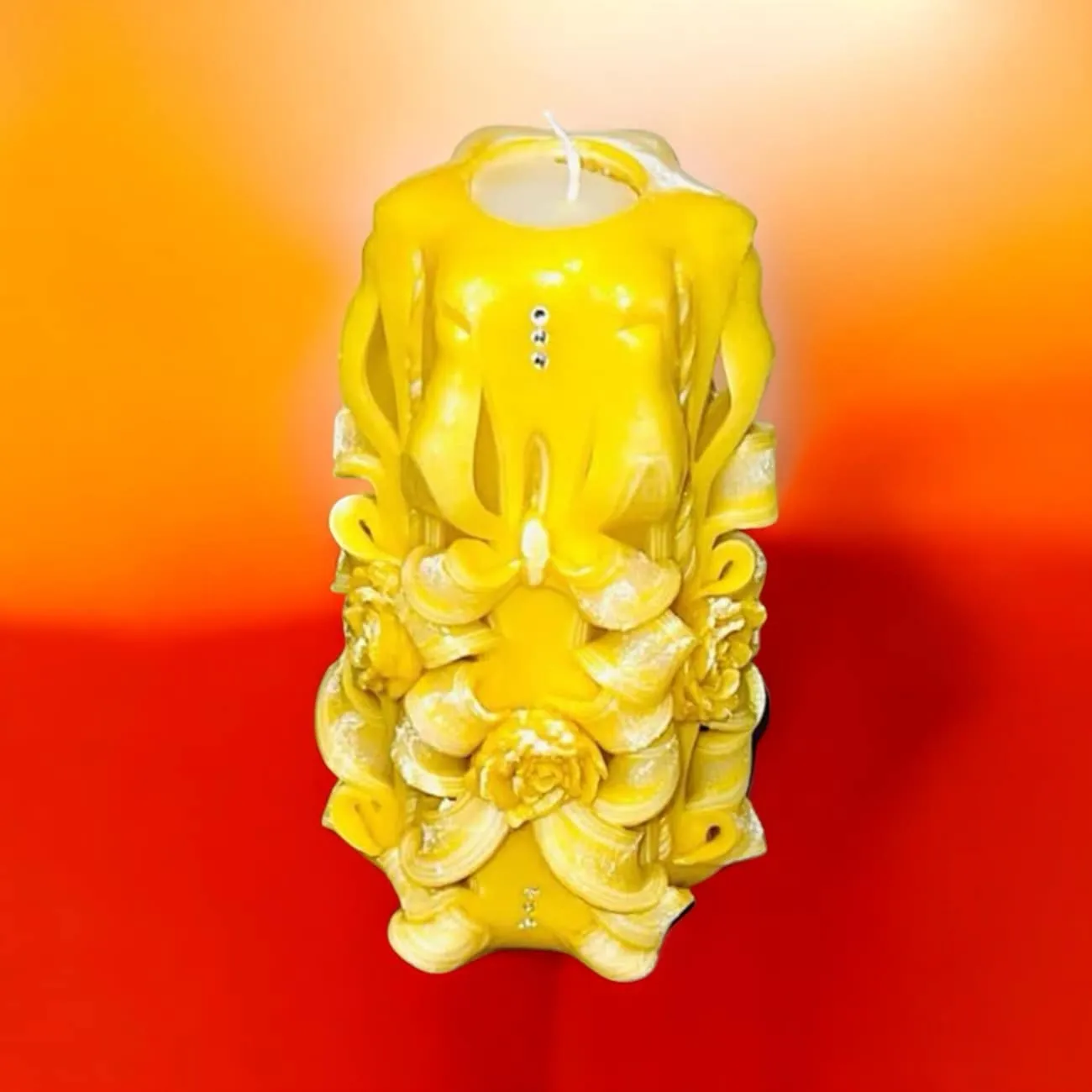 Handmade carved candle - Roses Design