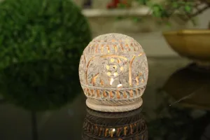 Lavish Touch Mollern Holder