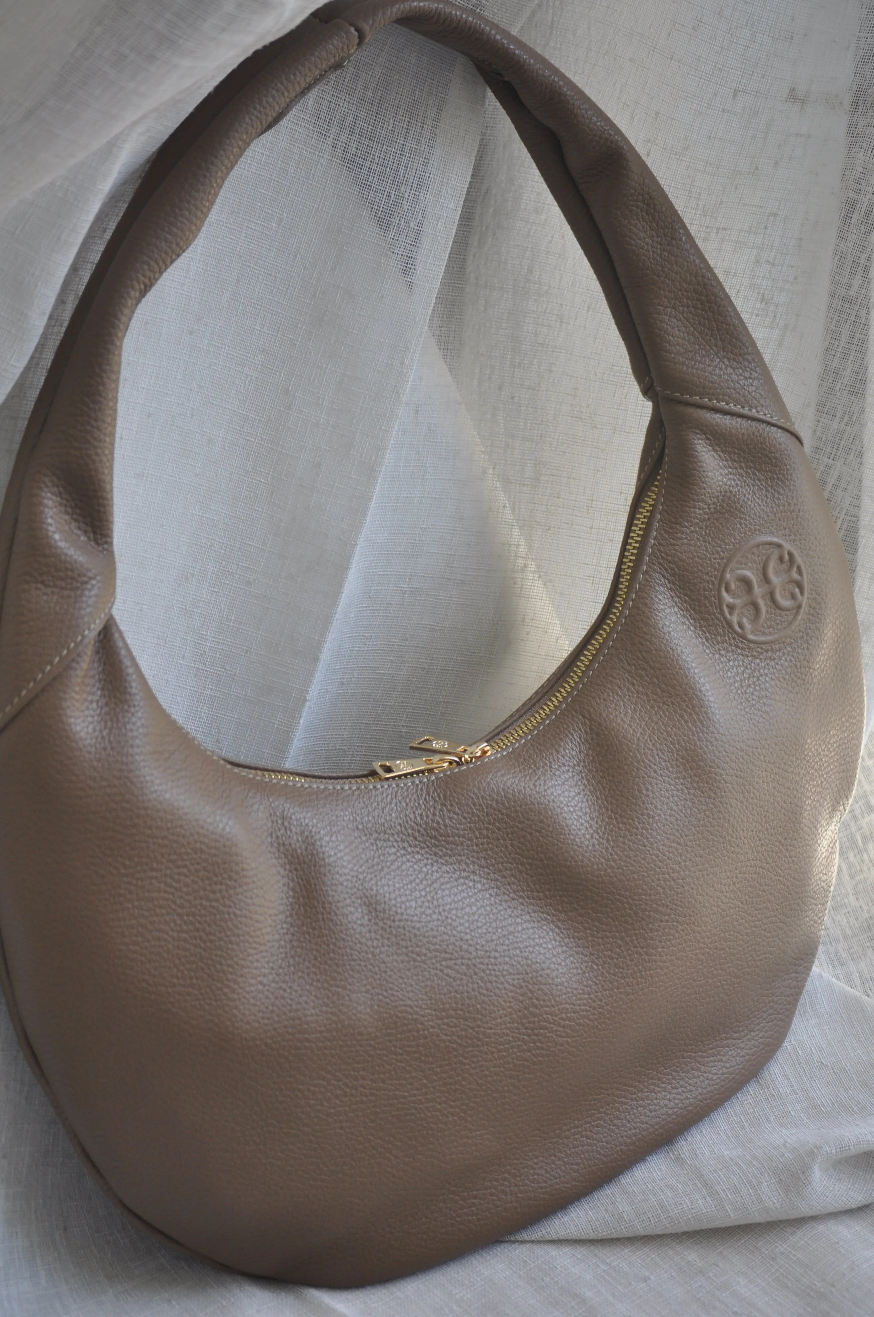 Ophelia Leather Shoulder Bag - Biscotti