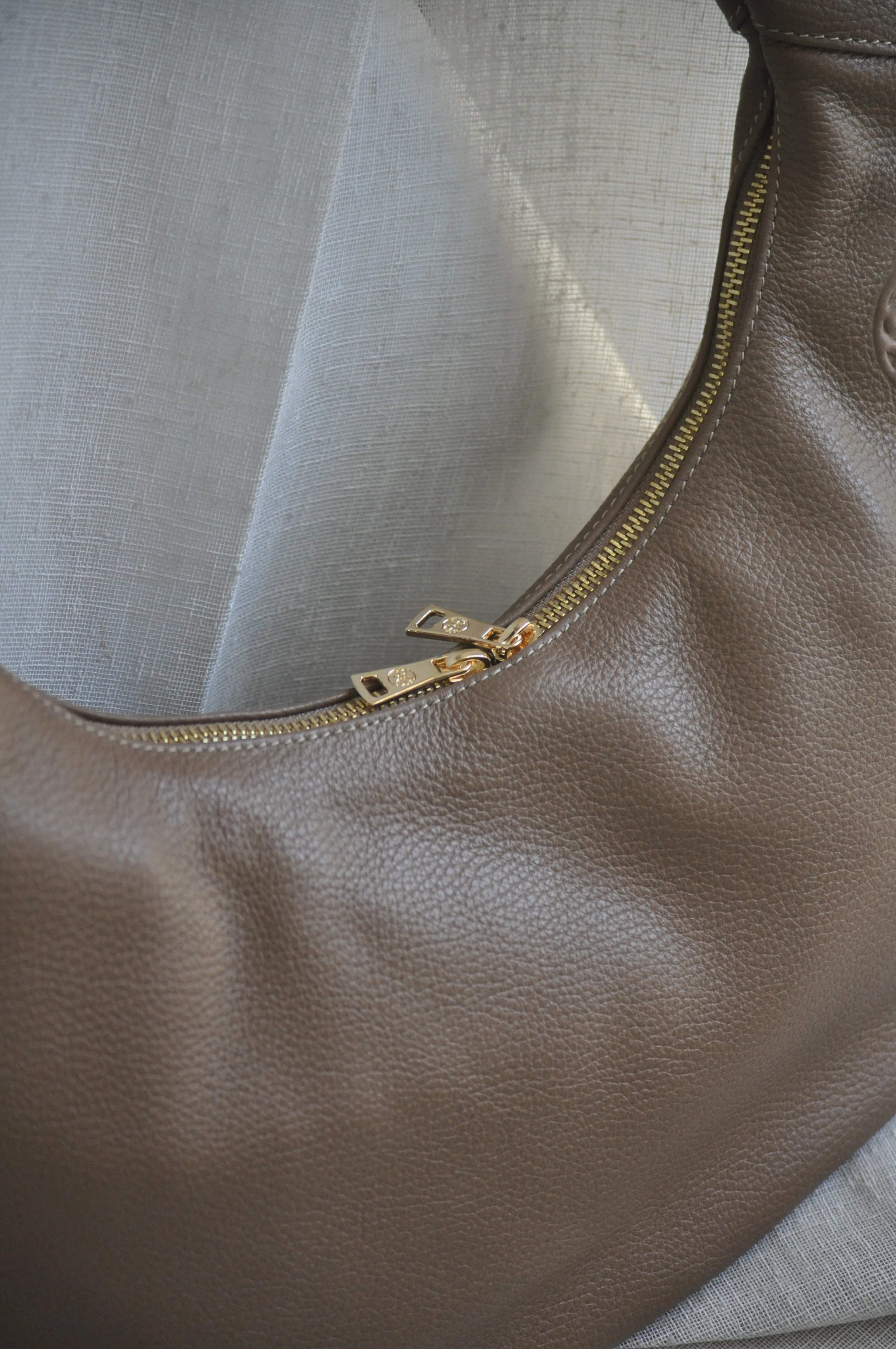Ophelia Leather Shoulder Bag - Biscotti