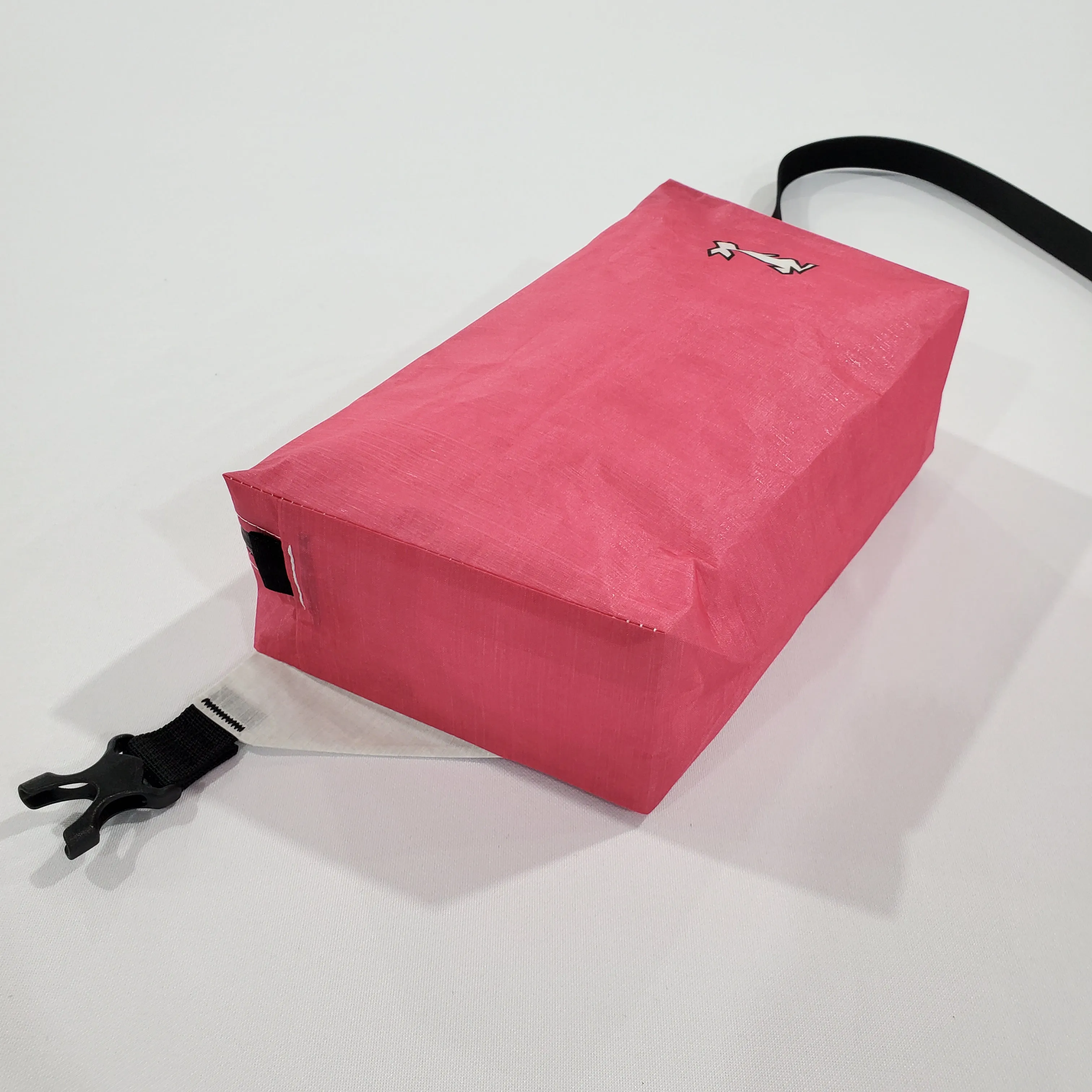 The Ultralight Fanny Pack v1.5 "Fuchsia Pink"